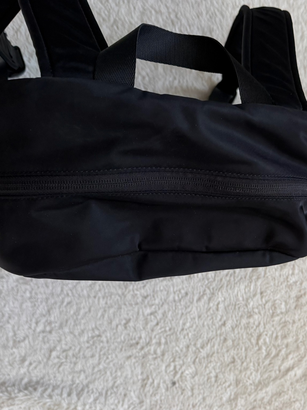 Lululemon Everywhere Backpack 22L - Picture 9 of 11